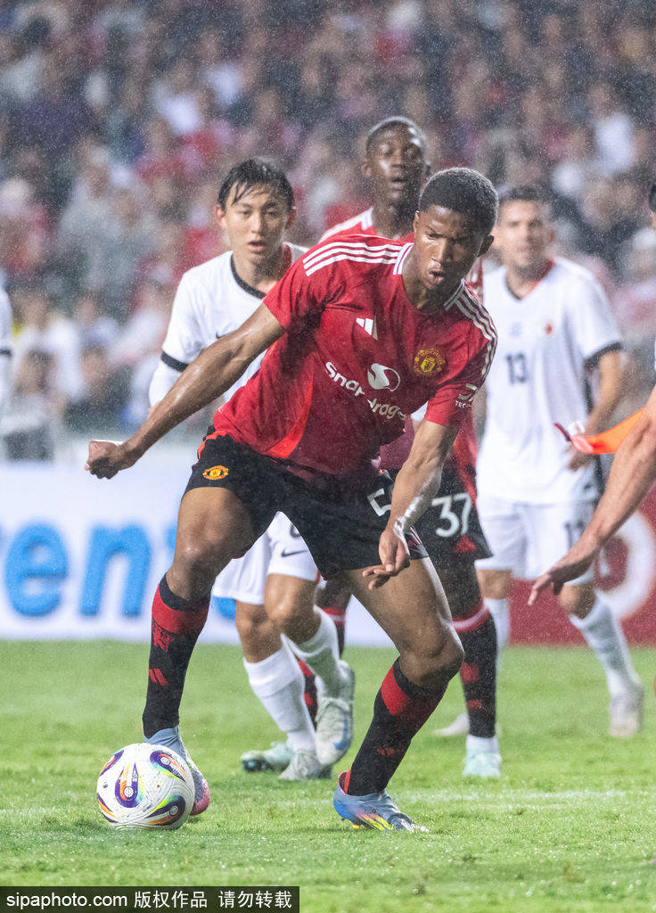 曼联香港行口碑雪崩！主办方罕见开炮：水平太次，票房都卖不完！