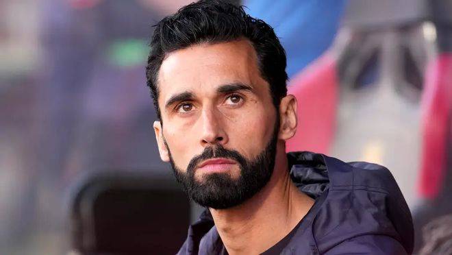 耻辱一败！皇马两大顶流彻底隐身，高薪巨星空有虚名难堪大任